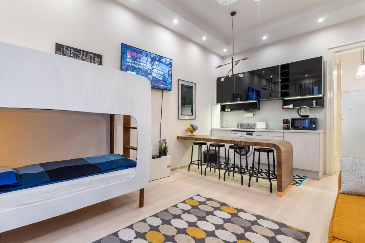 Economy Downtown Design Apartments - Free Parking - Balcony - Super Puplic Transport - Ac بودابست المظهر الخارجي الصورة