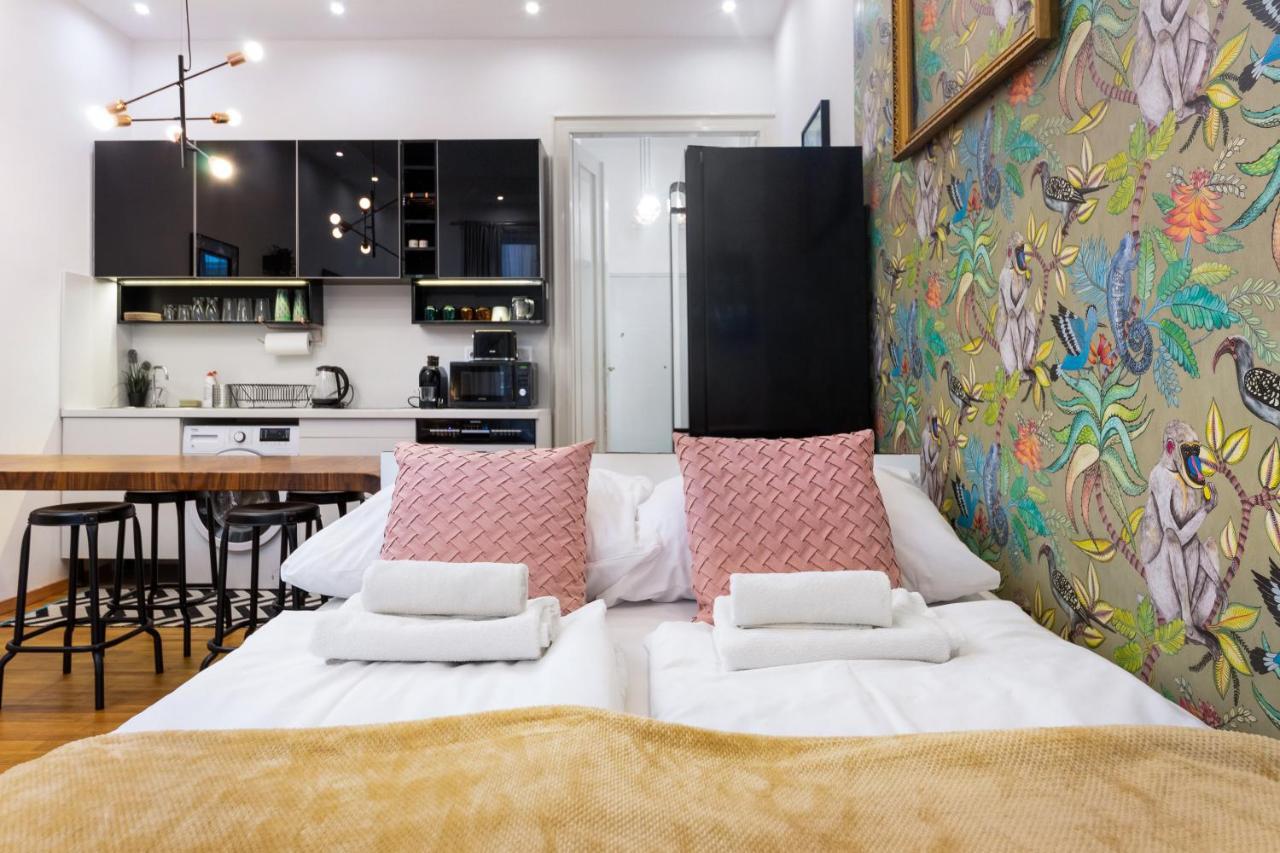 Economy Downtown Design Apartments - Free Parking - Balcony - Super Puplic Transport - Ac بودابست المظهر الخارجي الصورة